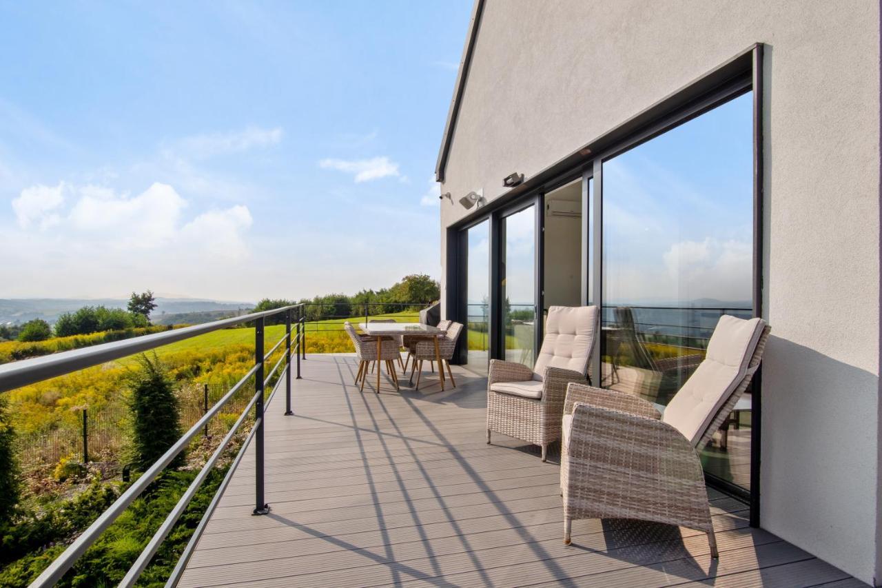 Villa Relax With Swimming Pool And Mountain View Bukow Exterior photo