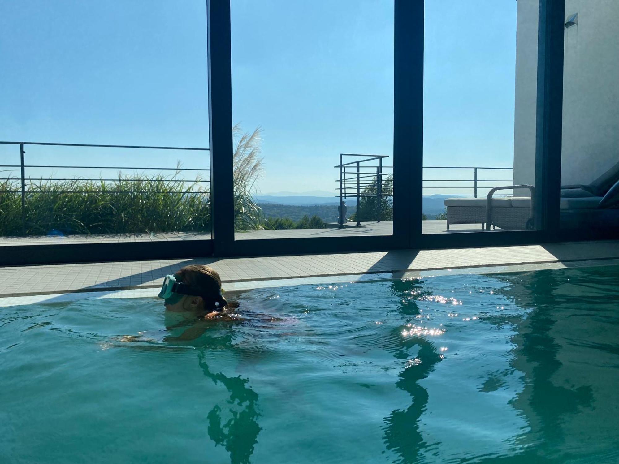 Villa Relax With Swimming Pool And Mountain View Bukow Exterior photo